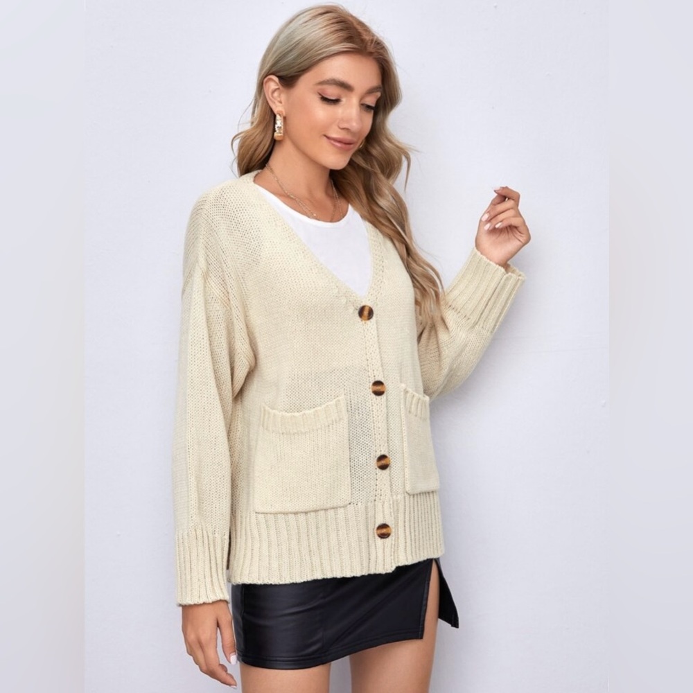 Button Front Patch Pocket Drop Shoulder Cardigan. Cream. Size Large.